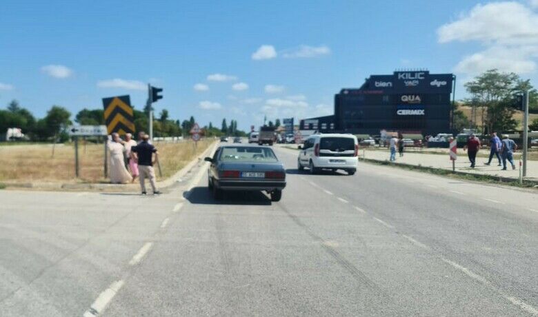 Samsun Alaçam’da 15 dakika arayla iki kaza kamerada