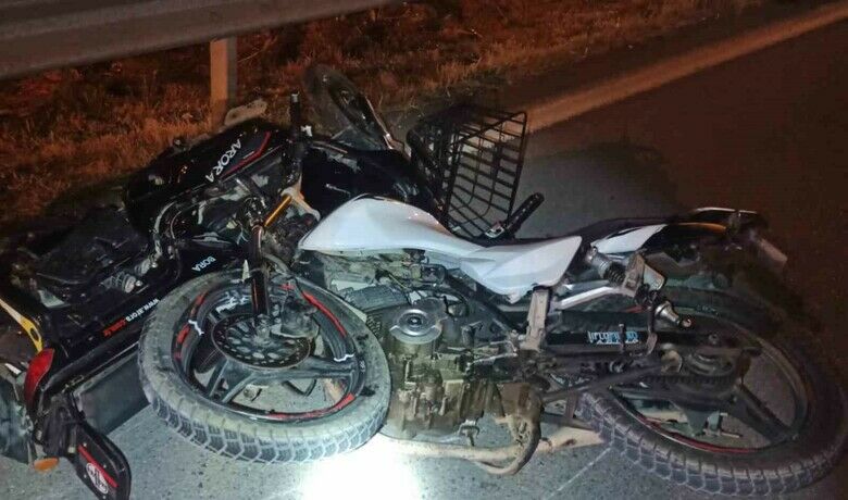 Motosiklet ile elektrikli bisiklet çarpıştı: 2 ağır yaralı