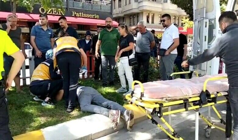 Bafra’da yaya geçidinde kaza:3 yaralı, kaza anı kamerada - Samsun’un Bafra ilçesinde yaya geçidinde meydana gelen trafik kazasında 3 kişi yaralandı. Kaza anı güvenlik kamerasına yansıdı.