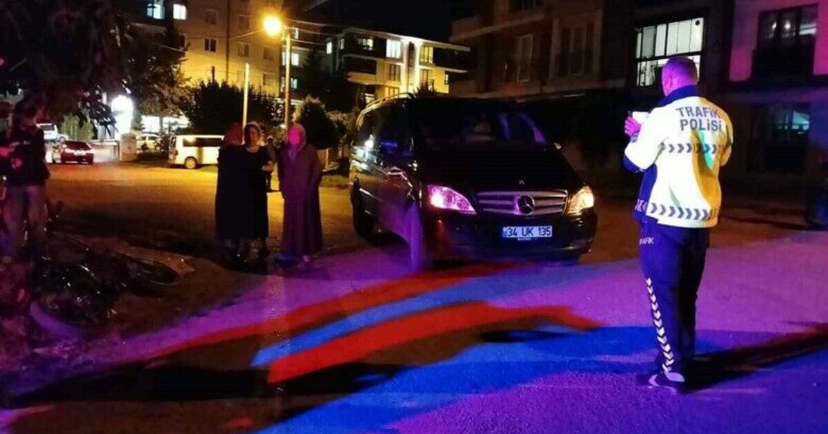 Minibüs ile elektrikli bisiklet çarpıştı: 1 çocuk yaralandı
