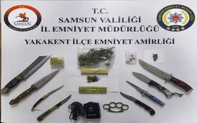 Narko alan uygulamasında silah, uyuşturucu ve radar tespit cihazı ele geçirildi