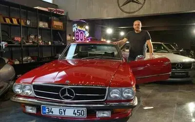 Milyonluk garajın yeni üyesi Filiz Akın’ın otomobili oldu
