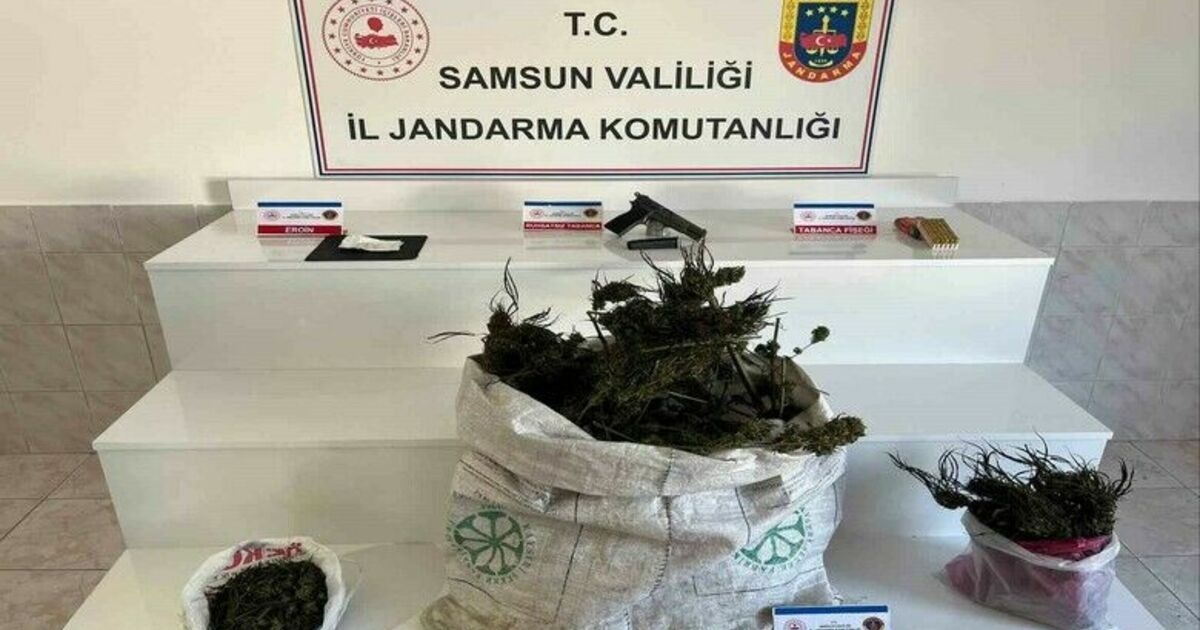 Samsun’da jandarmadan uyuşturucu operasyonu: İpe asılmış esrar ele geçirildi
