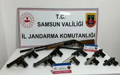 Sosyal medyada silahla havaya ateş ettikleri tespit edilen 10 kişi yakalandı
