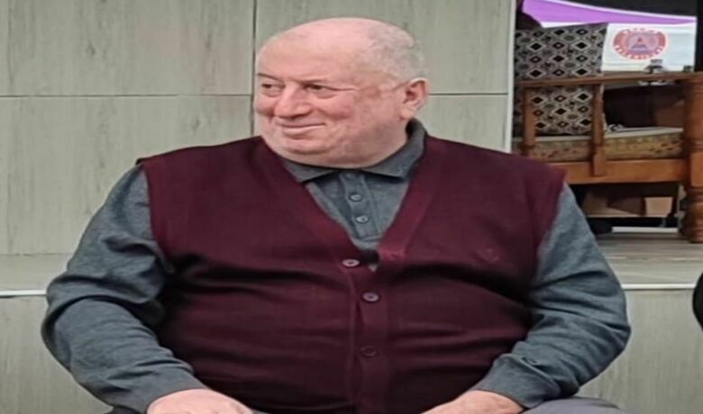 Kadir Akyıldız Vefat Etti - Salim, Adem, Erdem ve Recep Akyıldız’ın babası; Osman, Hidayet, Dursun, Gülsen ve Fatma’nın kardeşi; merhume Hatice Akyıldız’ın eşi; Fuat Akyıldız'ın oğlu Kadir Akyıldız vefat etti.