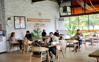 Çölyak hastalarına özel mekan: Glütensiz Kafe yoğun ilgi görüyor
