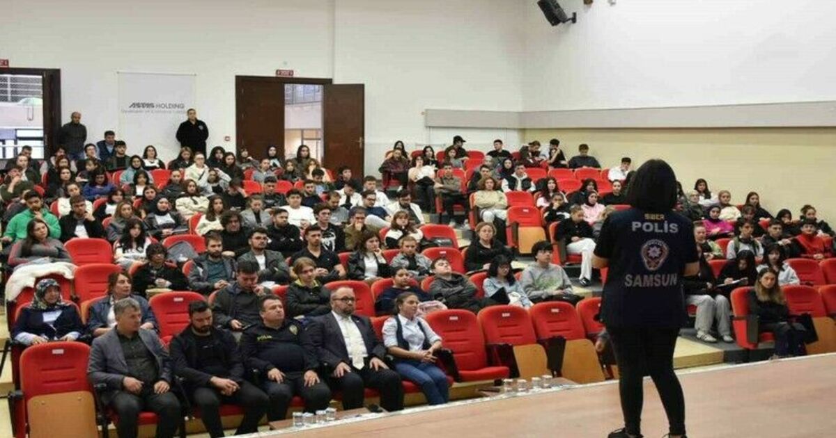 Üniversite öğrencileri uyuşturucuya karşı bilinçlendi