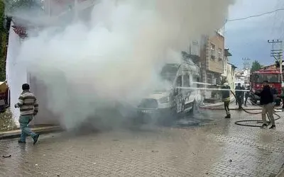 Vezirköprü’de minibüs yangını
