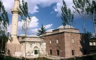5 asırlık camiye restorasyon
