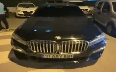 Ehliyeti 2043’e kadar alınan sürücüye çakar ve koyu filmden 316 bin TL ceza
