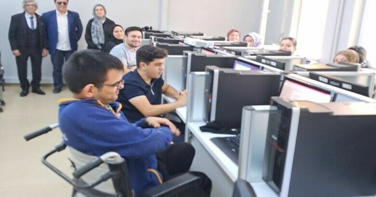 Bafra’da engellilere "Bilgisayar İşletmenliği Kursu" başladı
