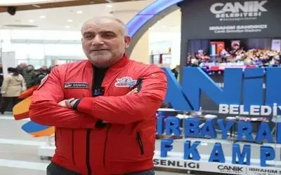 Başkan Sandıkçı: "Hanım kardeşlerimizi yenilikçi teknolojilerle tanıştırıyor, mesleki istihdam atağımızı sürdürüyoruz"
