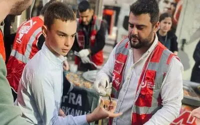 10 Kasım’da Bafra’da Lokma Dağıtımıyla Atatürk Ve Şehitler Anıldı