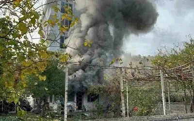 Şöminenin bacasından çıkan kıvılcım evi yaktı

