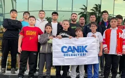 Başkan Sandıkçı: "Sporcuya desteğimizi kesintisiz sürdürüyoruz"
