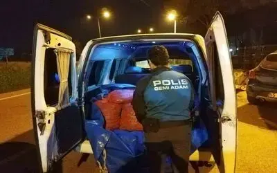 Samsun’da 200 kilo kaçak midye ele geçirildi

