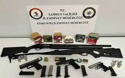 Atakum’da ruhsatsız silah ve mühimmat ele geçirildi
