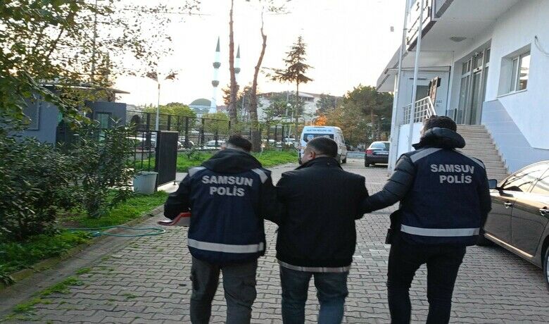 Bafra’da 15 Yıl HapisCezası Bulunan Firari Yakalandı - Bafra İlçe Emniyet Müdürlüğü ekipleri, hakkında çeşitli suçlardan toplam 15 yıl 3 ay 17 gün kesinleşmiş hapis cezası bulunan firari C.A. (39)’yı yürütülen çalışma sonucu yakaladı.
