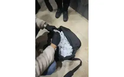 Apartman yöneticisi jandarma tarafından 7 bin uyuşturucu hapla yakalandı