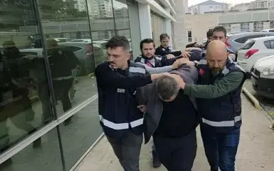 Silahlı tehdit ve yağma suçundan mahkemeye sevk edilen 4 kişi tutuklandı
