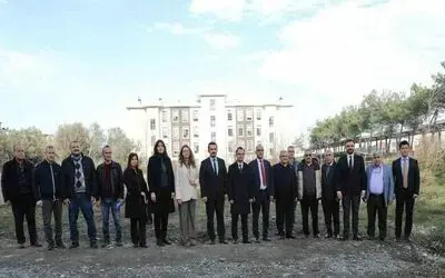 Yakakent’te sağlık yatırımı başlıyor: Yer teslimi gerçekleştirildi
