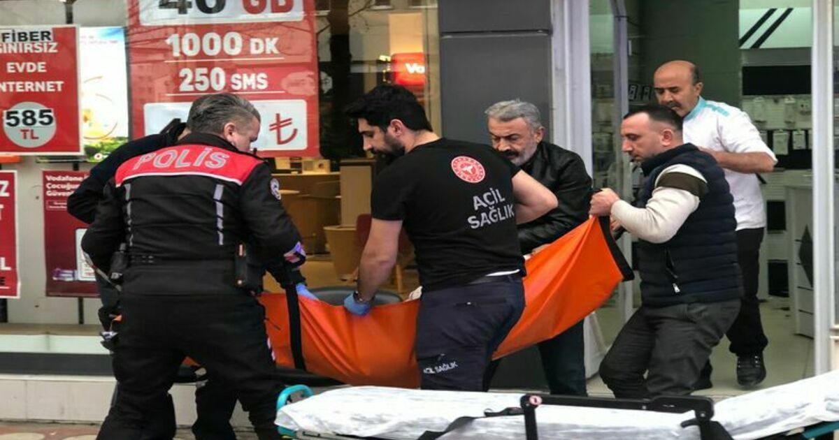 Bafra’da Cep Telefoncudaki Müşteriye Silahlı Saldırı