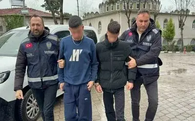 Kız meselesinden bıçaklı kavgada 2 kişi hastanelik oldu
