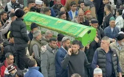 Boğazı kesilerek öldürülen pazarcı toprağa verildi
