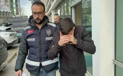 Gümüşçünün vitrin camını kırıp altın zannettiği bilezikleri çaldı

