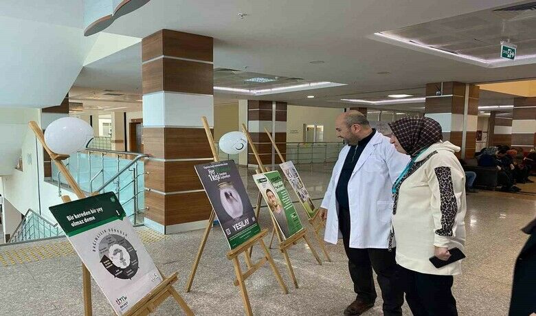 Bafra’da ’Sigarayı BırakmaGünü’ne özel farkındalık etkinliği - Samsun Bafra Devlet Hastanesi, ’Sigarayı Bırakma Günü’ kapsamında Yeşilay ile iş birliğiyle farkındalık standı açtı. Etkinlikte vatandaşlara sigara bağımlılığı ve sigaranın sağlığa zararları hakkında bilgilendirme yapılırken, psikolog desteği, solunum fonksiyon testi (SFT) uygulamaları ve sağlıklı atıştırmalıklar sunuldu.