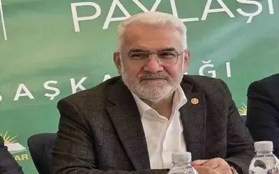 Zekeriya Yapıcıoğlu: "Aileyi güçlendiren ve evlilikleri destekleyen projeler hayata geçirilmeli"
