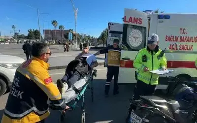 Samsun’da devrilen motosikletin sürücüsü yaralandı
