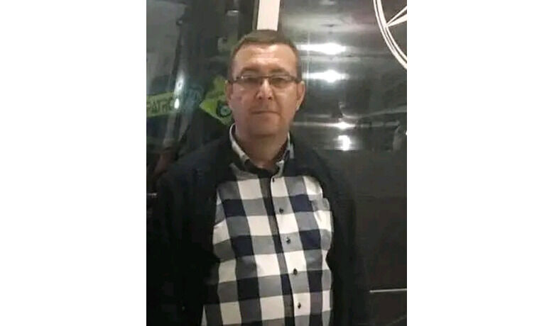 Av. Enver Eriş Vefat Etti - Tabakhane Mahallesi sakinlerinden, DSİ personeli Nuran Eriş’in eşi; Ali Gülçiçek’in damadı; Akın Koç’un bacanağı; Nurcihan Koç ve Murat Gülçiçek’in eniştesi Av. Enver Eriş vefat etti.