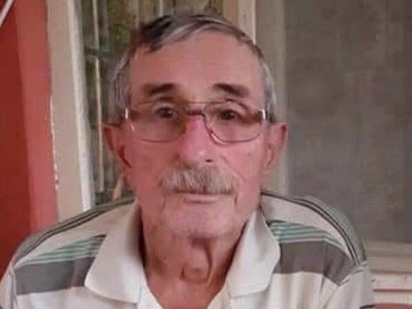 Mustafa Erdal Vefat Etti - Köseli köyünden merhum Remzi Erdal’ın oğlu; eski minibüsçü Kamil Erdal’ın amcası; merhum Şenol Erdal’ın babası; Erdem Erdal’ın dedesi Mustafa Erdal vefat etti.