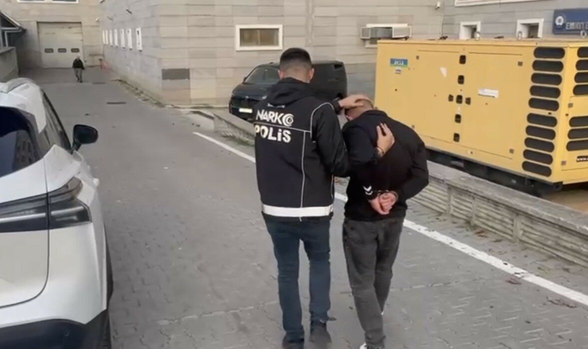 15 yıl hapis cezasıbulunan firari hükümlü yakalandı