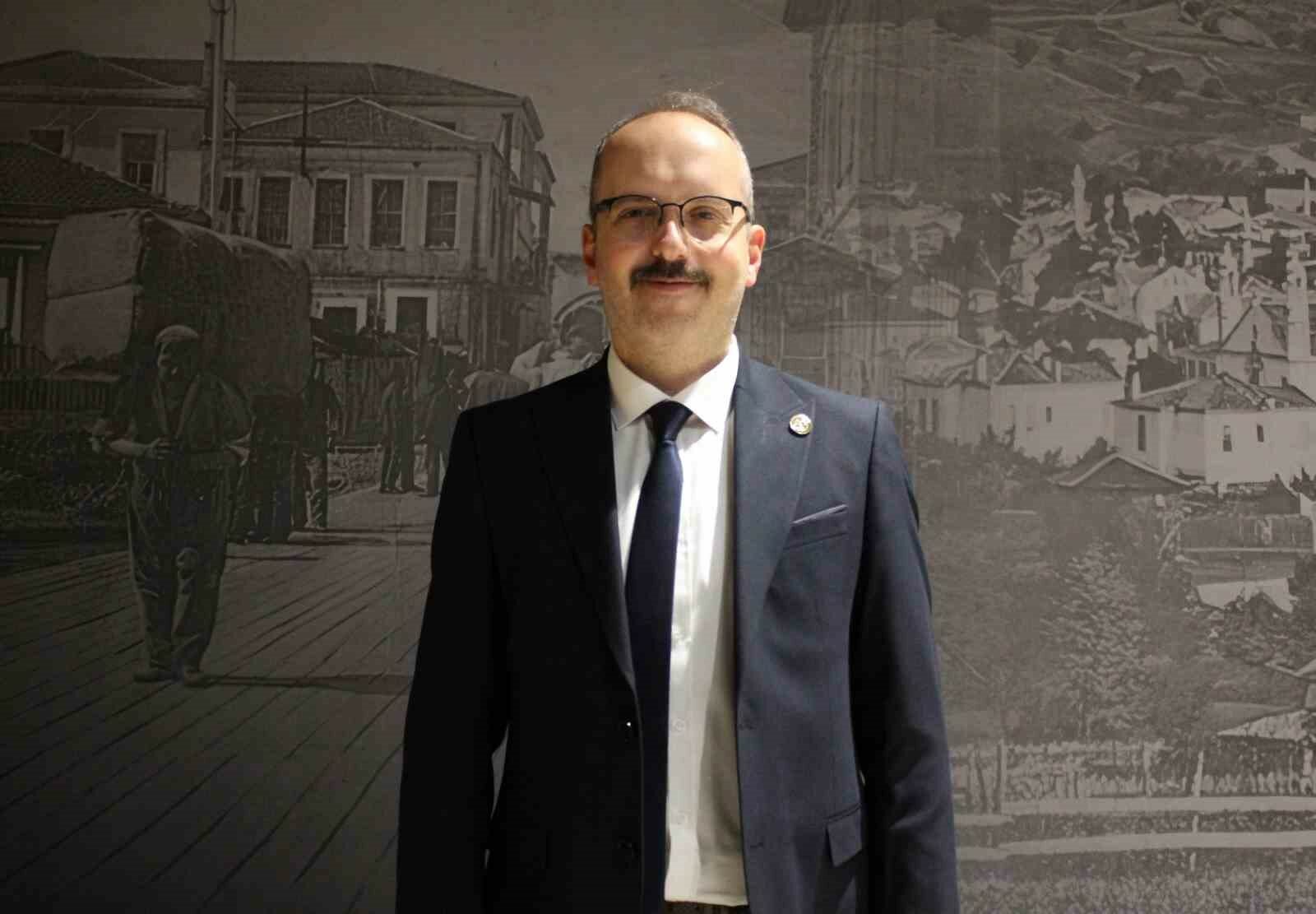 Balkan Türkleri Derneği Genel Kurulu: Adem Tuğral güven tazeledi
