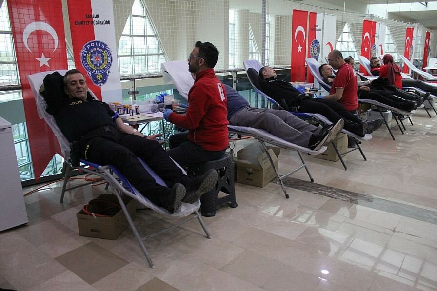 Polis Haftası: 181. yıla 181 ünite kan bağışı
