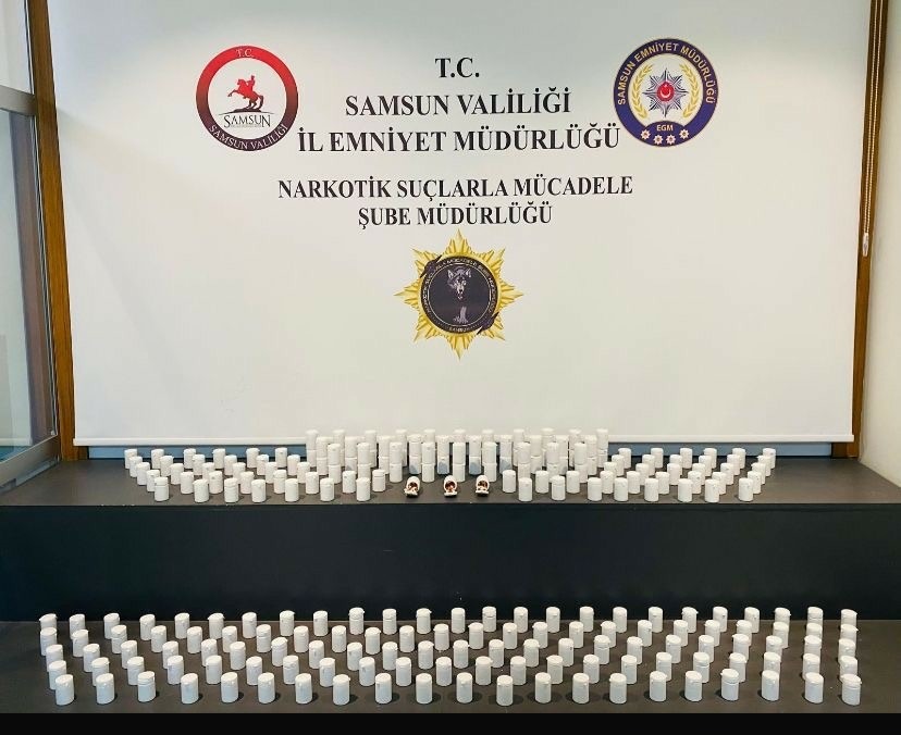 Samsun’da 10 bin uyuşturucu hap ele geçirildi
