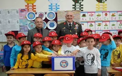 Mehmetçiklerin Mektupları Samsunlu Öğrencilerle Buluştu
