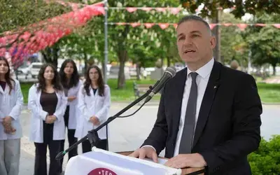 Karacan: "her Yıl Yaklaşık 3 Bin 800 Eczacı Mezun Oluyor"
