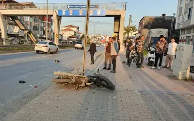 Otomobilin Çarptığı Moto-kurye Hayatını Kaybetti