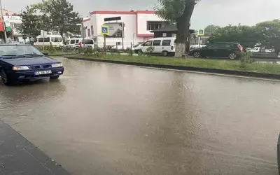 Kavak’ta Sağanak
