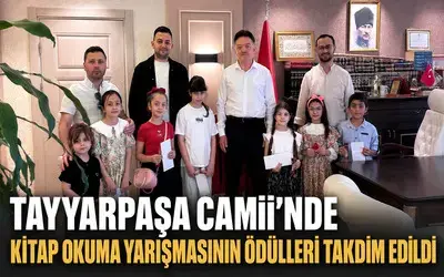 Tayyarpaşa Camii’nde Kitap Okuma Yarışmasının Ödülleri Takdim Edildi