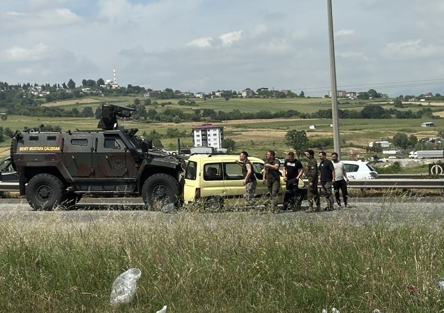 Samsun’da Zincirleme Trafik Kazası: 1 Yaralı
 - Samsun’da meydana gelen ve zırhlı polis aracının da karıştığı zincirleme trafik kazasında 1 kişi yaralandı.