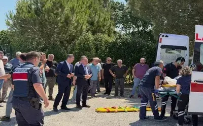 Alaçam’da Traktör Devrildi: Yaralı Sürücü Ambulans Helikopterle Sevk Edildi
