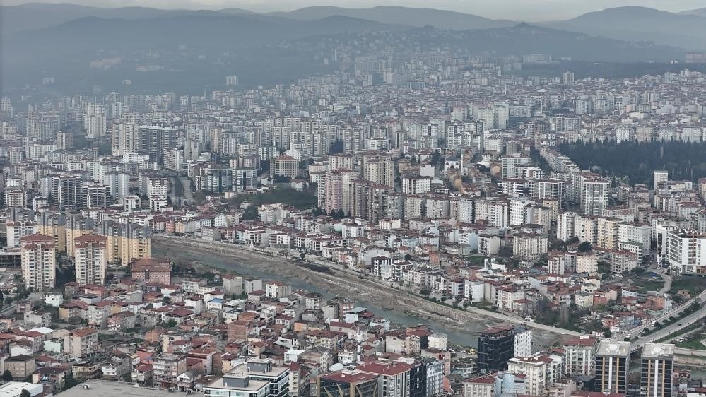 Samsun’un Güncel Riskli Yapı SayısıAçıklandı: 6 Bin 763 Bağımsız Bölüm - Samsun Çevre, Şehircilik ve İklim Değişikliği İl Müdürü Tevfik Akçay, kent genelinde 6306 sayılı Kanun kapsamında bugüne kadar 2 bin 363 binaya riskli yapı tespiti yapıldığını, bu binalarda toplam 6 bin 763 bağımsız bölümün bulunduğunu açıkladı.