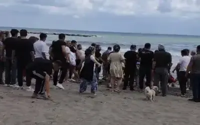 Karadeniz’de Facia: Valiliğin Uyarısına Rağmen Denize Girdiler, 1 Kişi Öldü, 2 Kişi Hastanelik Oldu
