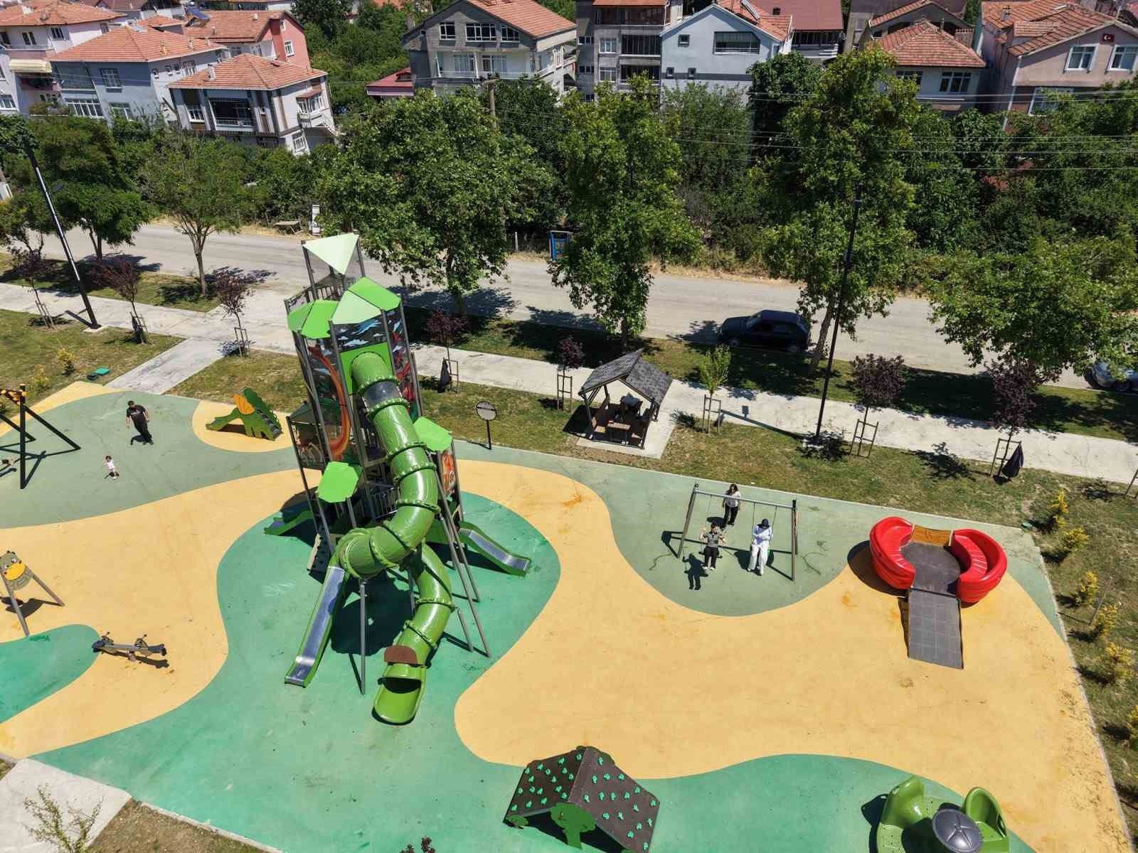 Samsun Büyükşehir’den Her İlçeye Park
 - Samsun Büyükşehir Belediyesi, "Her İlçeye Park" hedefi ile yeşil alan yatırımlarını sürdürüyor.