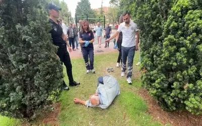 Anıtpark’taki Sarhoş Sağlıkçıları Bezdirdi
