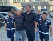 Şüpheli Araçtan 4 Tabanca Ve Mermi Ele Geçirildi